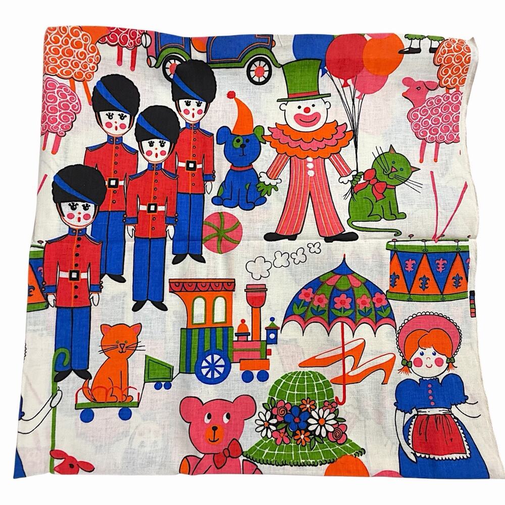 FUN MIDCENTURY 60s 70s FABRIC KIDS ROOM MCM RETRO TOYLAND ANIMALS TOYS 5.75 YDS